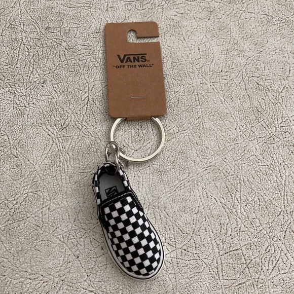 Vans Accessories - Vans keychain NEW